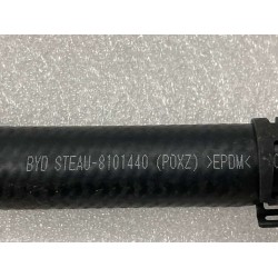 Tuyau de sortie de la pompe à liquide de refroidissement du système de gestion thermique de la batterie - BYD - 13749985-00