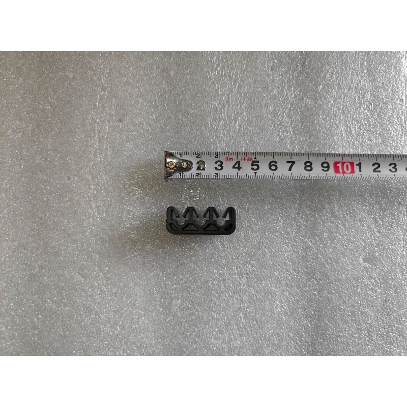 Collier de serrage à trois trous - BYD - 13746044-00