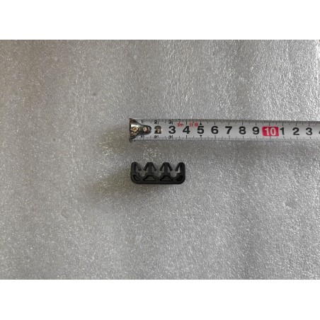Collier de serrage à trois trous - BYD - 13746044-00