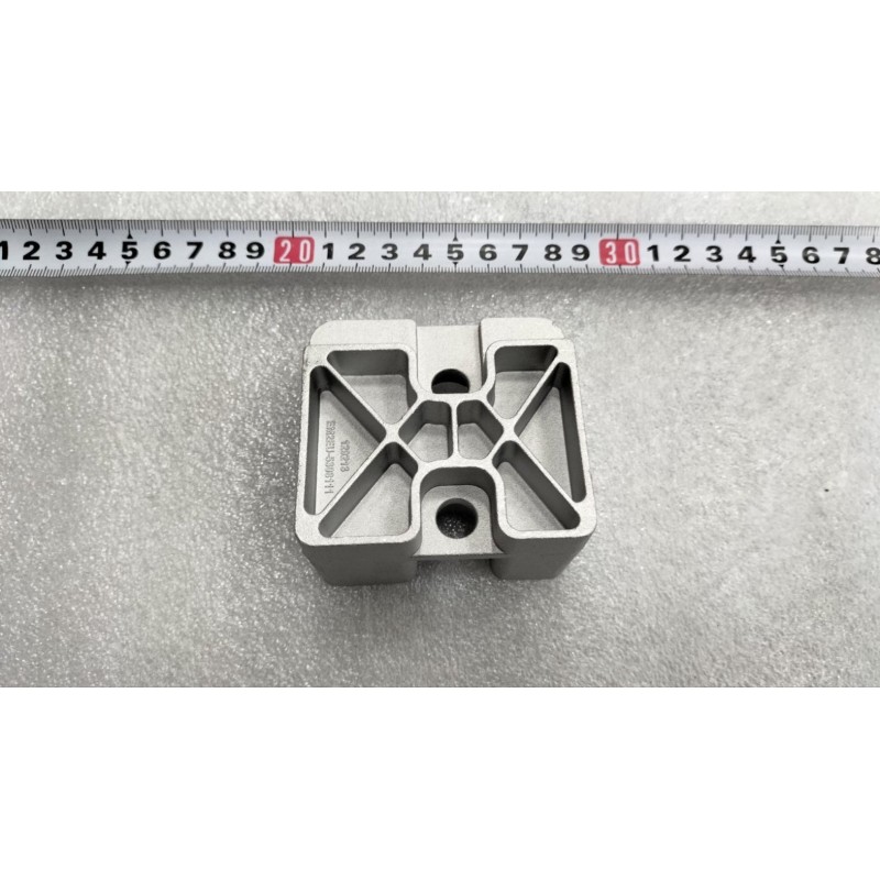 Bloc tampon du compartiment avant - BYD - 13743463-00