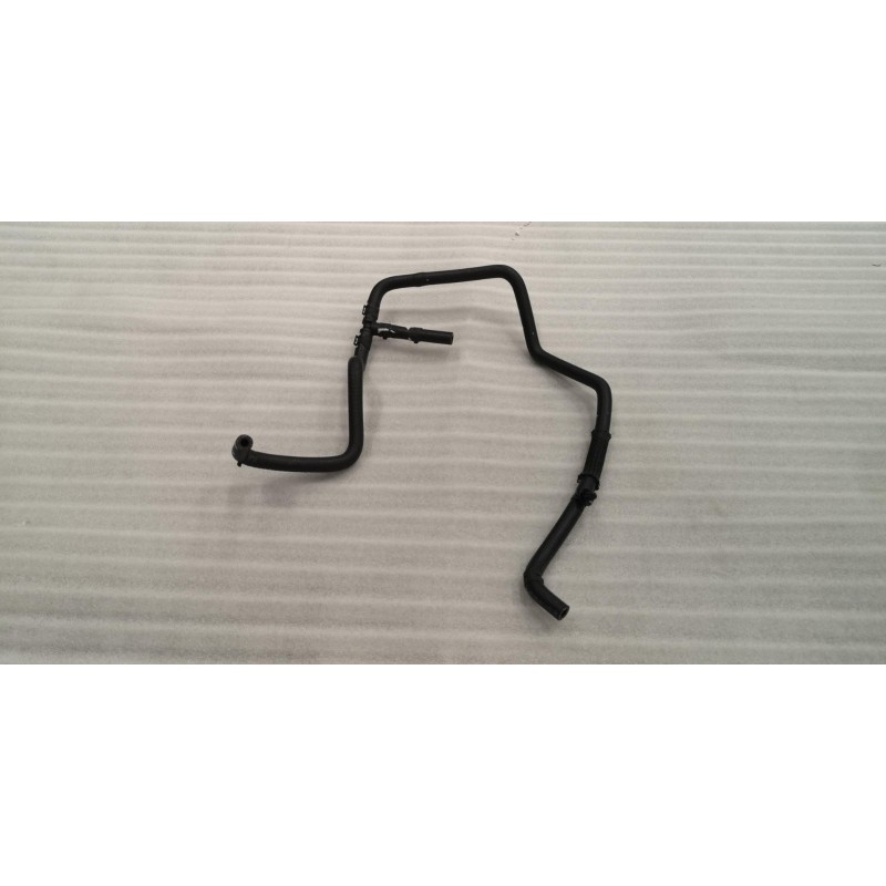 4 de tuyau de liquide de refroidissement - BYD - 13722583-00