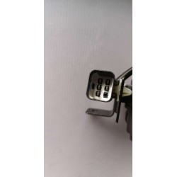 Valve électrique à trois voies de liquide de refroidissement - BYD - 13719651-00
