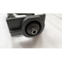 Support de fixation 3 du compresseur électrique - BYD - 13719649-00