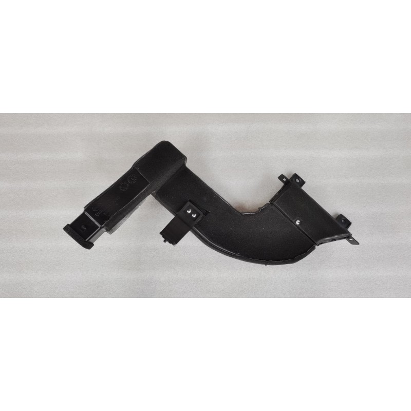 Conduit d'air de plancher gauche I - BYD - 13715010-00