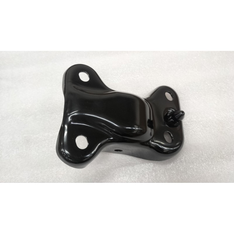 Support de montage droit de poutre de torsion arrière - BYD - 13706372-00
