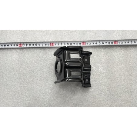 Support de montage supérieur droit du radiateur - BYD - 13667716-00