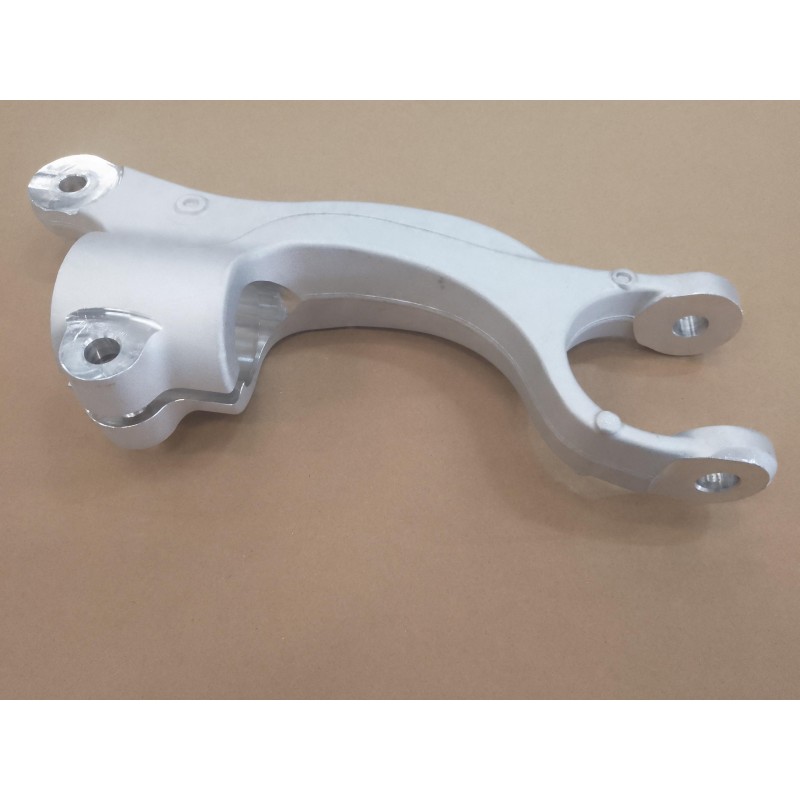 Fourche inférieure de l'amortisseur avant gauche - BYD - 13641447-00
