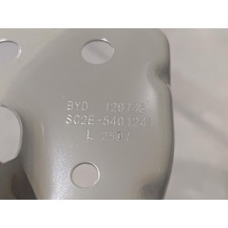 Support de montage inférieur de l'aile gauche - BYD - 13623551-00