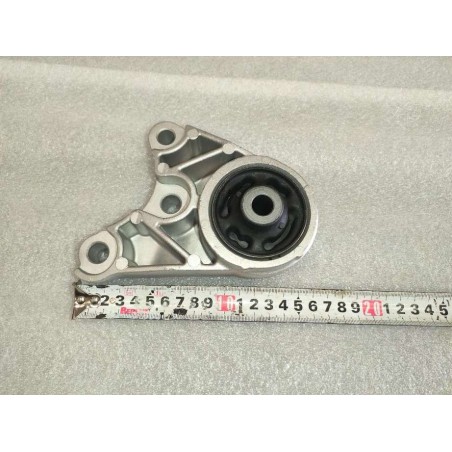 Support de montage gauche du groupe motopropulseur - BYD - 13611712-00