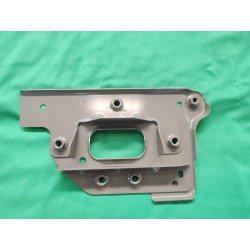 Plaque de Montage Gauche, Poutre Anticollision Avant - BYD - 13602004-00