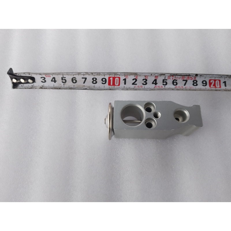 Valve d'expansion thermique - BYD - 13600677-00