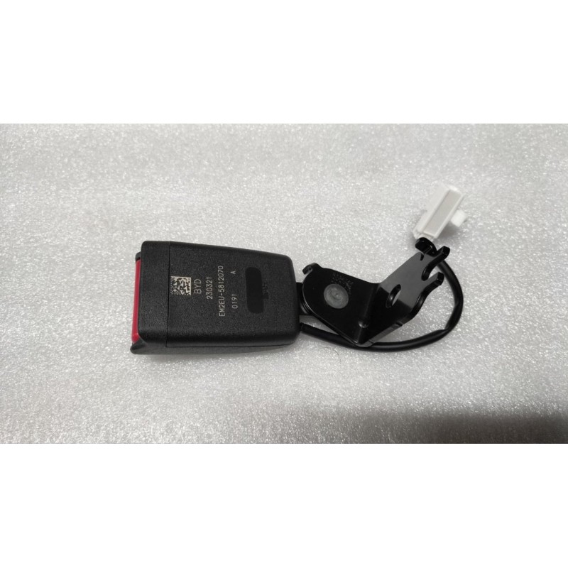 Boucle de la ceinture de sécurité arrière gauche - BYD - 13578388-00