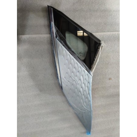 Vitre de la paroi latérale arrière droite - BYD - 13545217-00