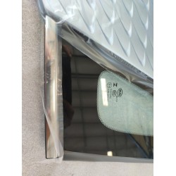 Vitre de la paroi latérale arrière droite - BYD - 13545217-00
