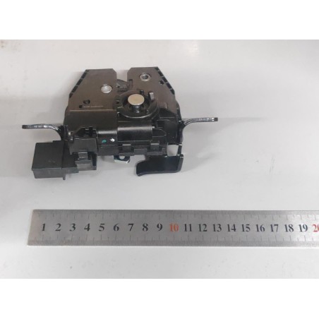 Corps de serrure du couvercle du coffre - BYD - 13542892-00