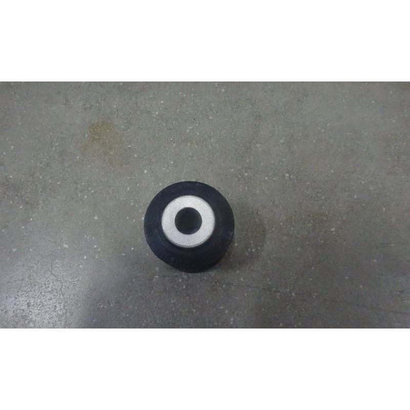 Rotule de bras oscillant - BYD - 13514922-00