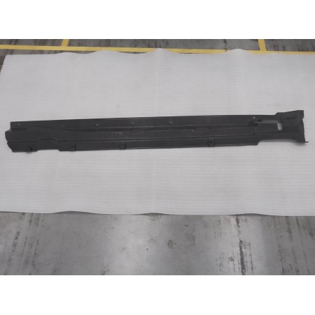 Garde-boue droit du plancher avant - BYD - 13493236-00
