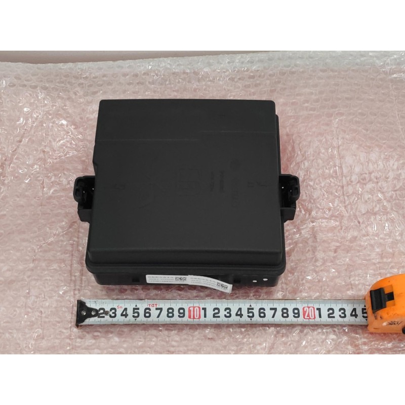 Corps de la boîte à fusibles du compartiment avant - BYD - 13485778-00