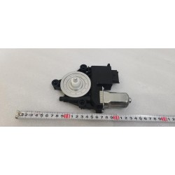 Moteur de régulateur de vitre de porte arrière droite - BYD - 13485283-00