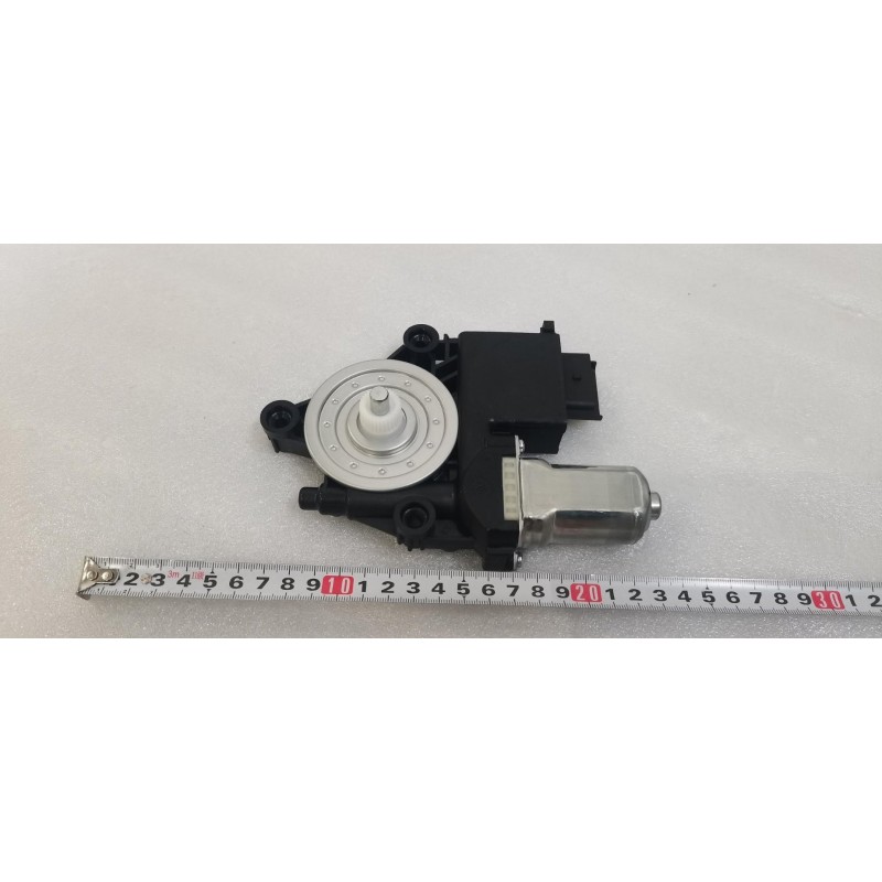 Moteur de régulateur de vitre de porte arrière droite - BYD - 13485283-00