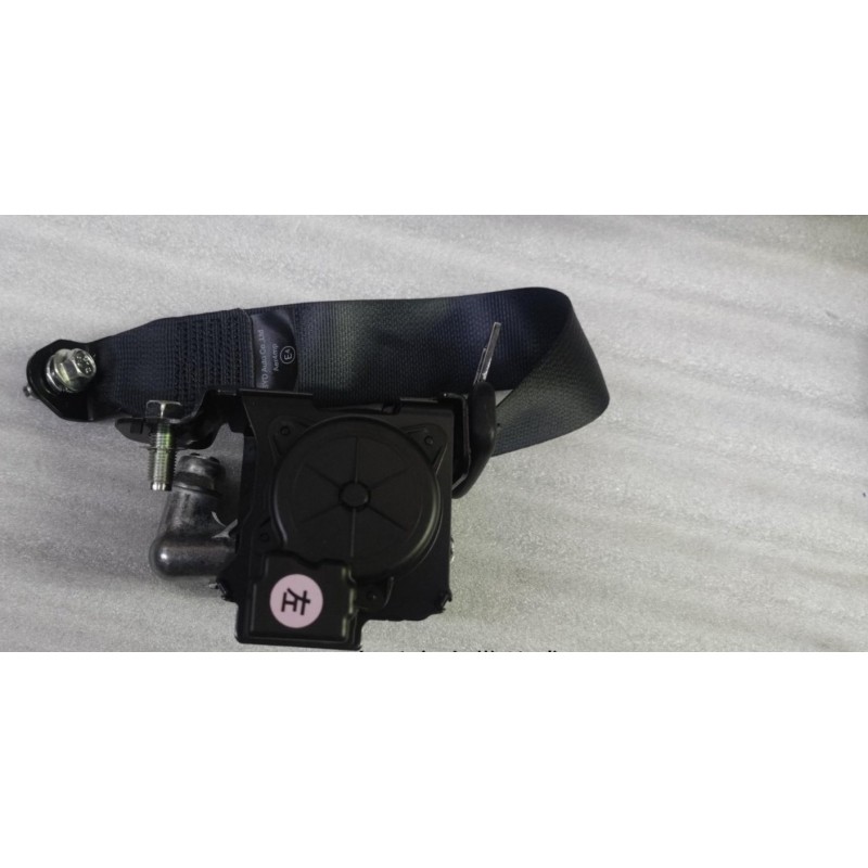 Ceinture de sécurité arrière gauche - BYD - 13465332-00