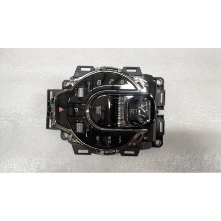 Panneau du mécanisme de commande de changement de vitesse - BYD - 13460074-00