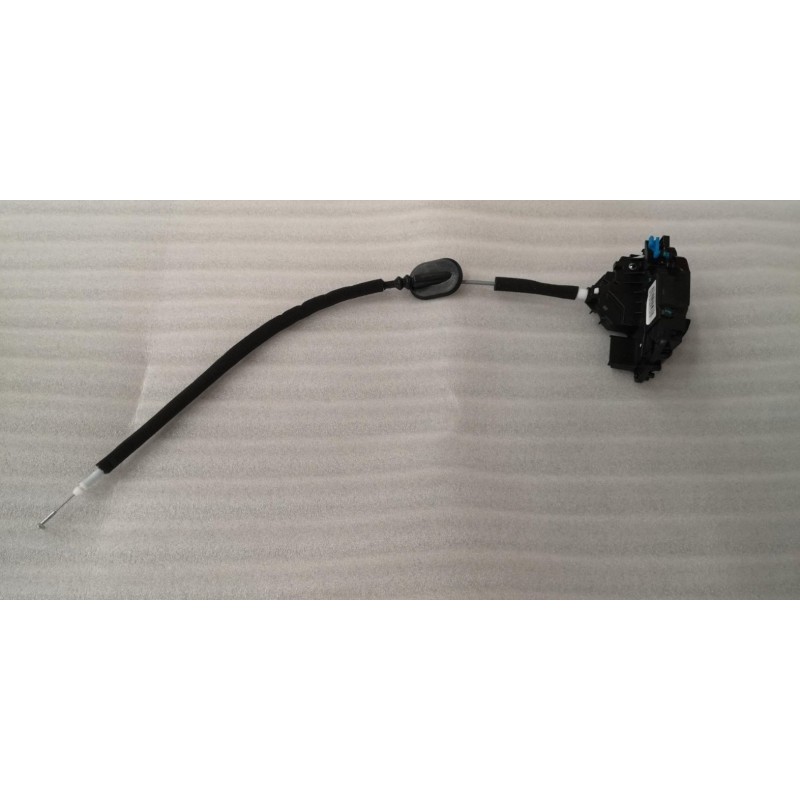 Corps de serrure de la portière arrière droite - BYD - 13451183-00