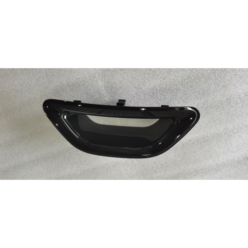 Partie plastique 2 au niveau de l'appui-tête du siège - BYD - 13431373-00