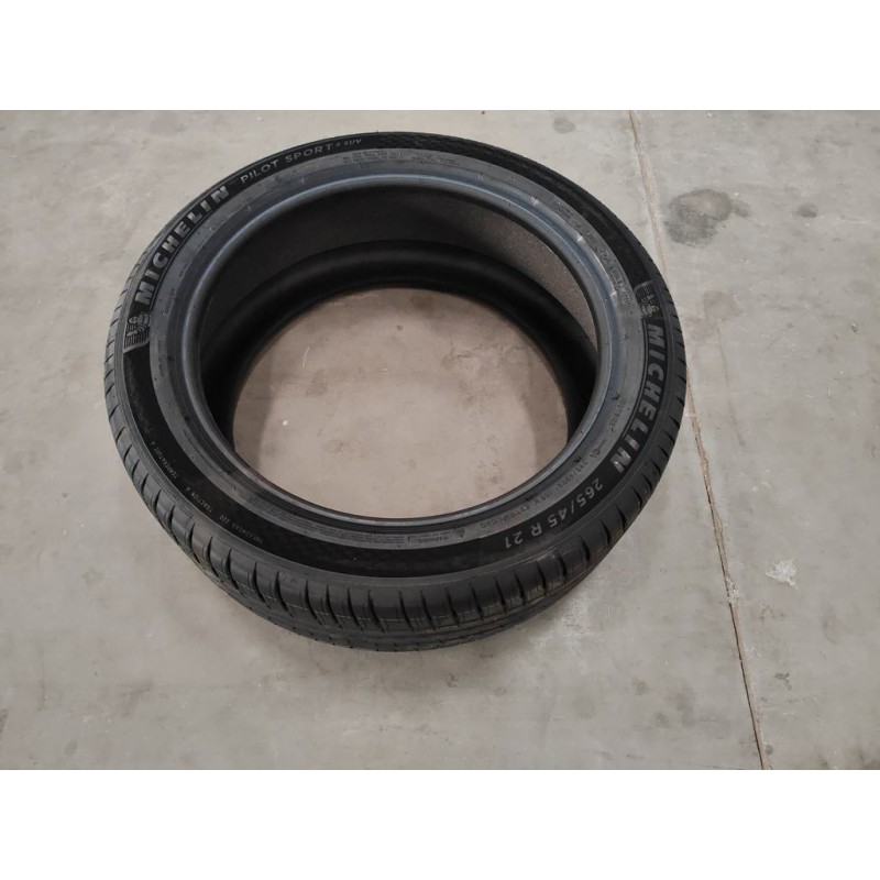 Pneu radial - BYD - 13404176-00