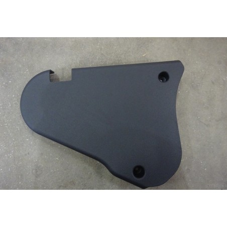 Protection extérieure du support de montage gauche du siège arrière droit - Noire foncée 5 - BYD - 13392955-00