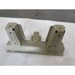 Traverse inférieure de plancher arrière - BYD - 19720462-00