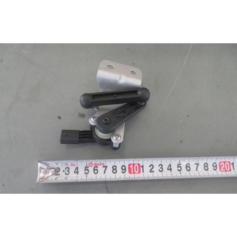 Capteur de hauteur de la suspension arrière gauche - BYD - 13386397-00