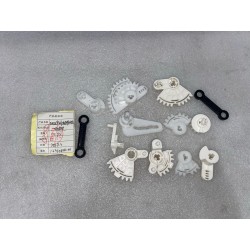 Accessoires auto fabriqués - EM2E - Kit de réparation pour la bielle de la climatisation automatique - BYD - 13363644-00