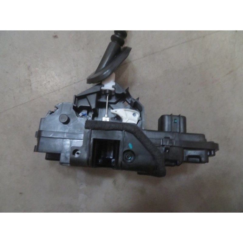 Corps de serrure de la portière arrière droite - BYD - 13339431-00
