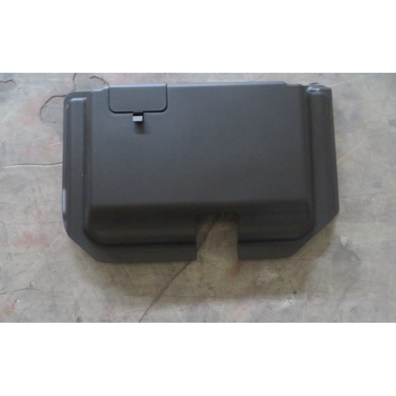 Couvercle de la batterie - BYD - 13337905-00