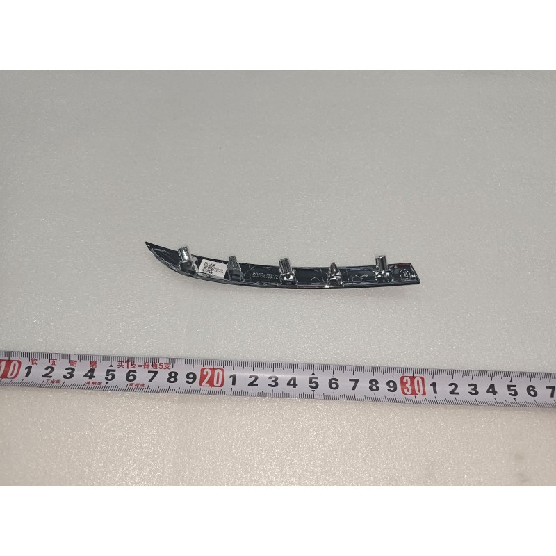Baguette chromée de bloc feux arrière droit - BYD - 13276976-00