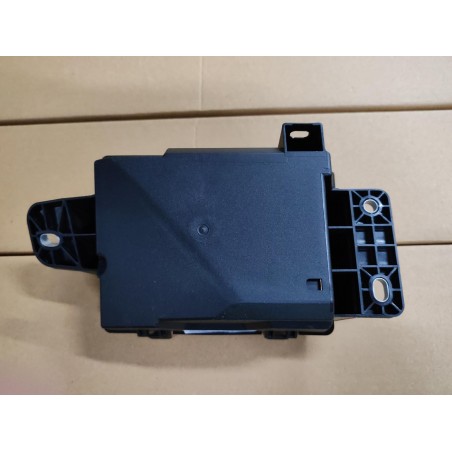 Support inférieur de la boîte à fusibles du compartiment avant - BYD - 13196763-00