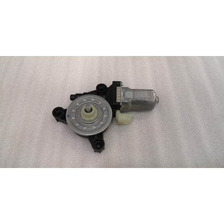 Moteur du lève-vitre avant droit - BYD - 13180415-00