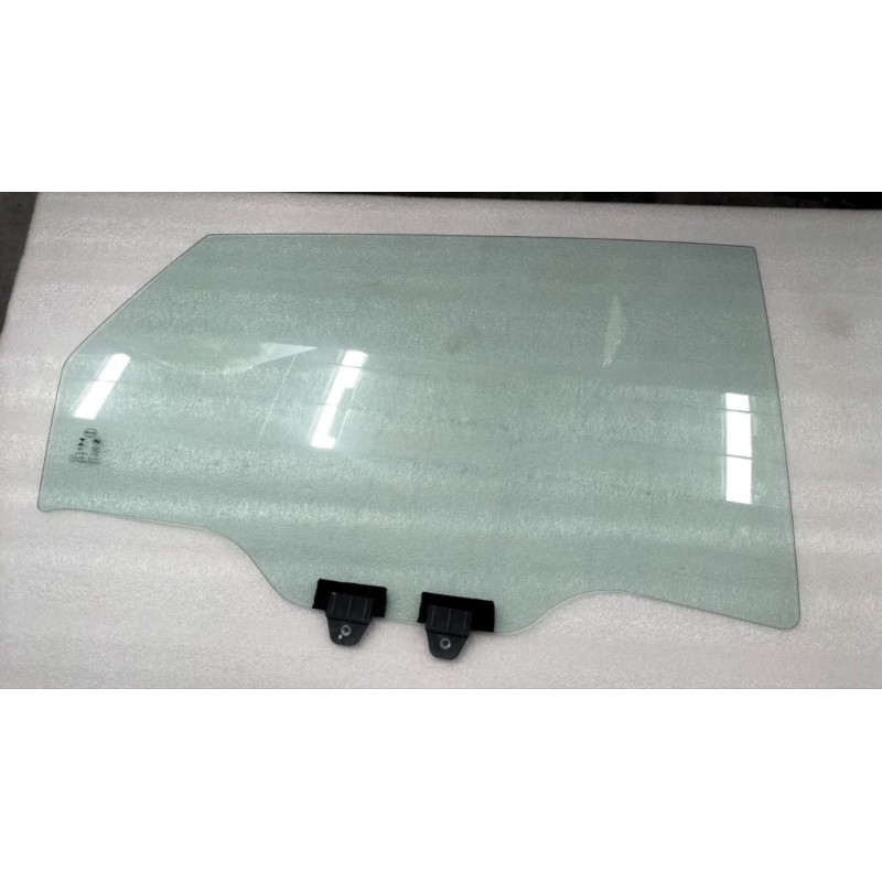 Vitre de la portière arrière droite - BYD - 13136647-00