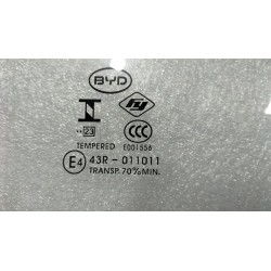 Vitre de la portière arrière droite - BYD - 13136647-00