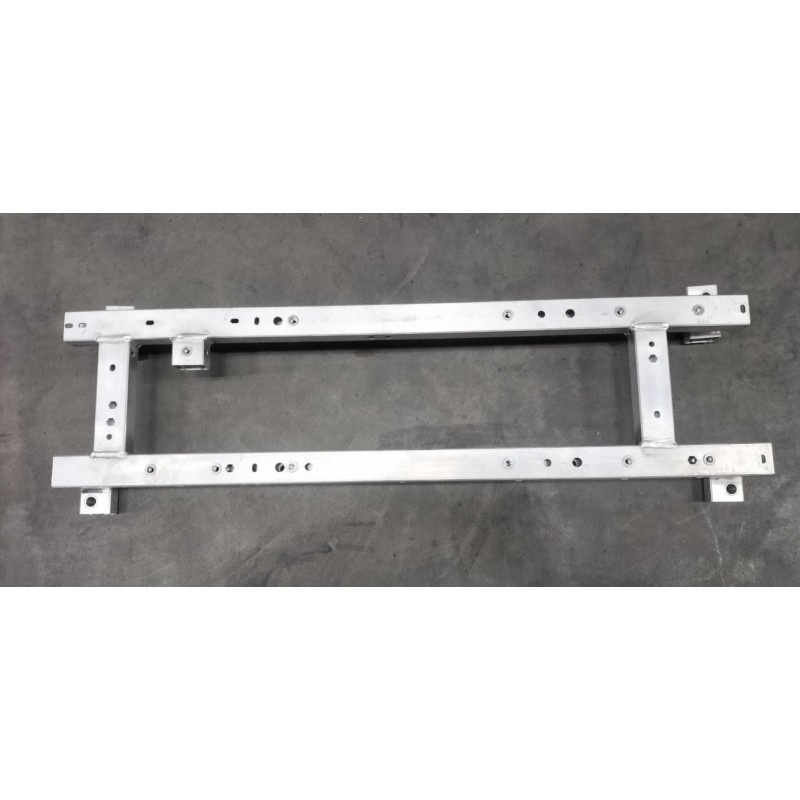 Poutre, compartiment, avant - BYD - 13129262-00