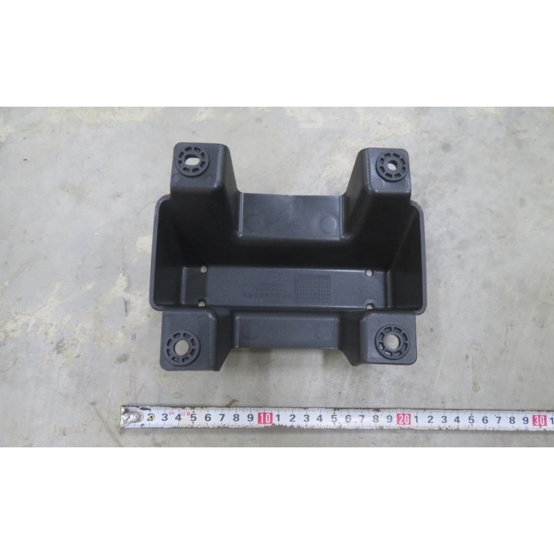 Déflecteur avant du bloc-batterie - BYD - 13111440-00