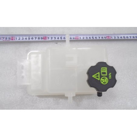 Vase d'expansion du système de gestion thermique de la batterie - BYD - 13110641-00