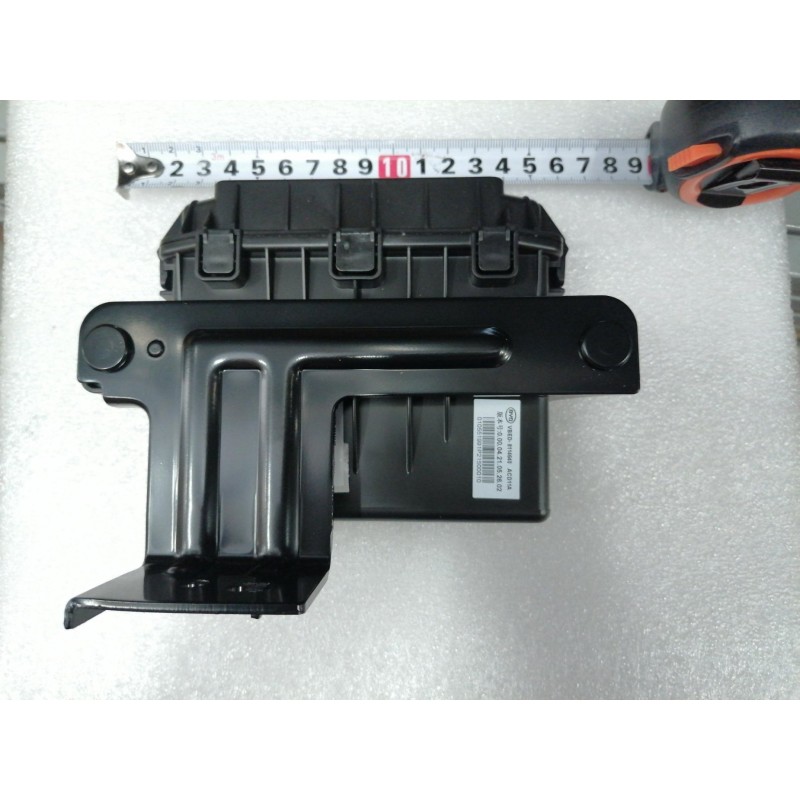 Assy. contrôleur de gestion thermique a/c et batterie. - BYD - 13109309-00