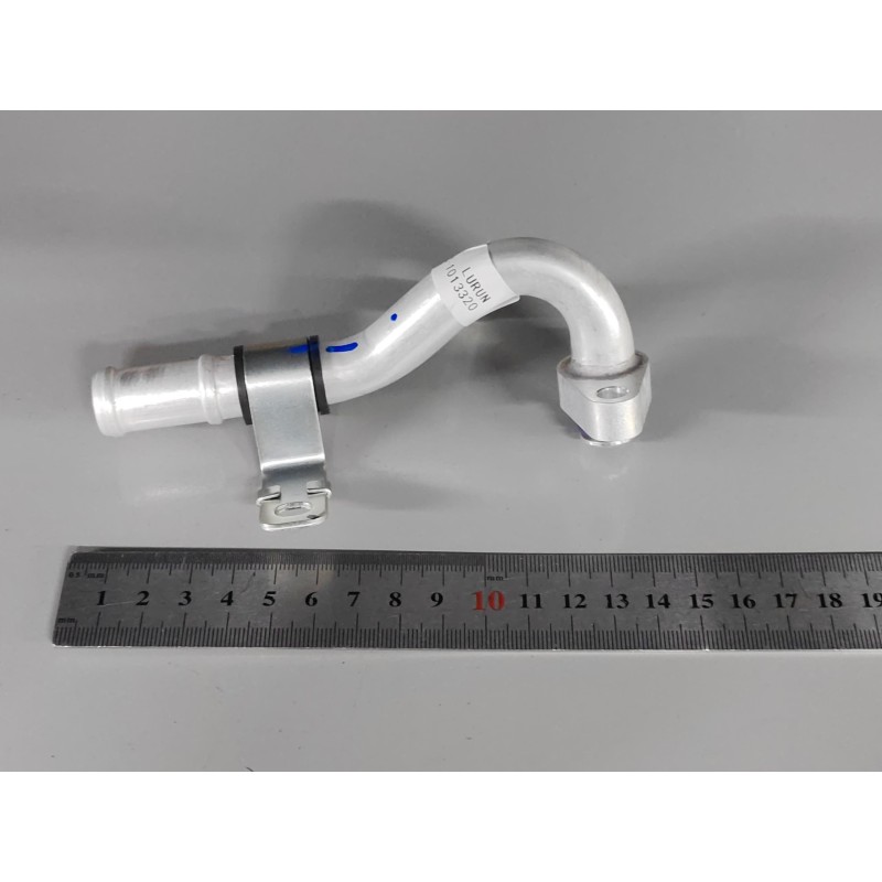 Assemblage de tuyau de sortie de liquide de refroidissement du refroidisseur d'huile moteur - BYD - 13083018-00