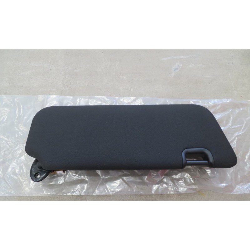 Pare-soleil gauche - Noir foncé 5 - BYD - 13068785-00