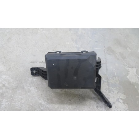 Support inférieur de la boîte à fusibles du compartiment avant - BYD - 13049483-00