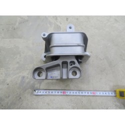 Support de montage droit du groupe motopropulseur - BYD - 13040287-00