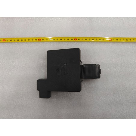 Couvercle supérieur de la boîte à fusibles - BAD3-30200 - BYD - 13031725-00
