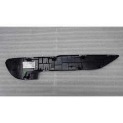 Couvercle de la poignée intérieure de la portière arrière gauche - Noir foncé 5 - BYD - 13001381-00